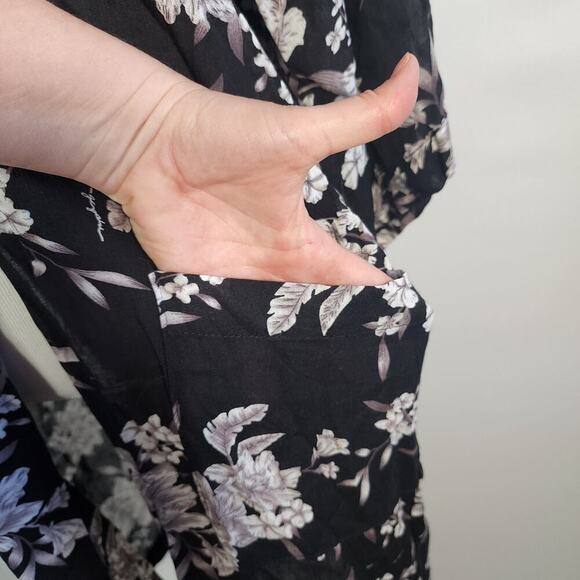 SPIRITUAL GANGSTER Women's 'MAYA' Black FLORAL KIMONO ROBE - One Size - Picture 6 of 13